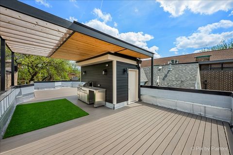 Tiny photo for 2334 N Oakley Avenue, Chicago, IL 60647 (MLS # 12661326)