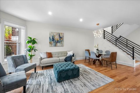 Tiny photo for 2334 N Oakley Avenue, Chicago, IL 60647 (MLS # 12661326)