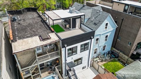 Tiny photo for 2334 N Oakley Avenue, Chicago, IL 60647 (MLS # 12661326)