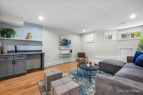 Tiny photo for 2334 N Oakley Avenue, Chicago, IL 60647 (MLS # 12661326)