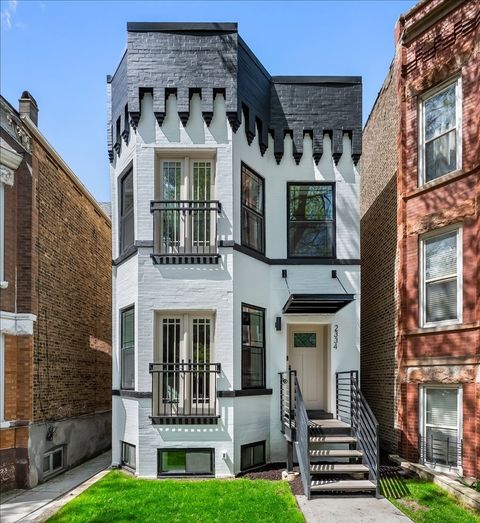 Tiny photo for 2334 N Oakley Avenue, Chicago, IL 60647 (MLS # 12661326)