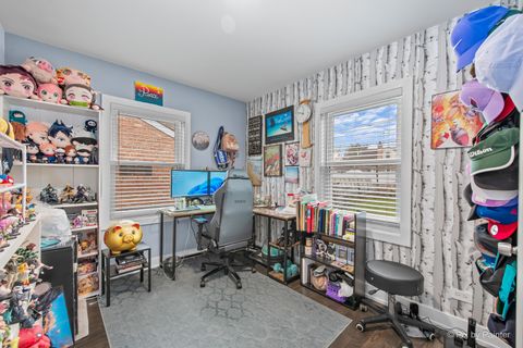 Tiny photo for 4007 Grace Street, Schiller Park, IL 60176 (MLS # 12523865)