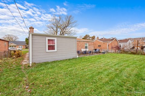 Tiny photo for 4007 Grace Street, Schiller Park, IL 60176 (MLS # 12523865)