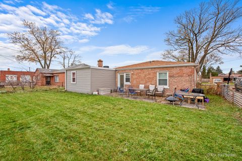 Tiny photo for 4007 Grace Street, Schiller Park, IL 60176 (MLS # 12523865)