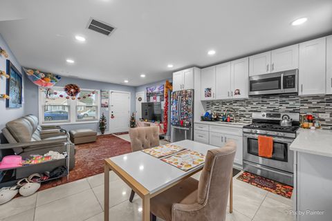 Tiny photo for 4007 Grace Street, Schiller Park, IL 60176 (MLS # 12523865)