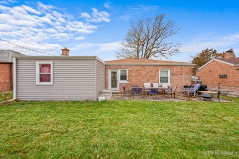 Tiny photo for 4007 Grace Street, Schiller Park, IL 60176 (MLS # 12523865)