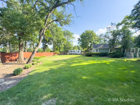 Tiny photo for 1219 Golf Lane, Wheaton, IL 60189 (MLS # 12467706)