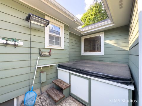 Tiny photo for 1219 Golf Lane, Wheaton, IL 60189 (MLS # 12467706)