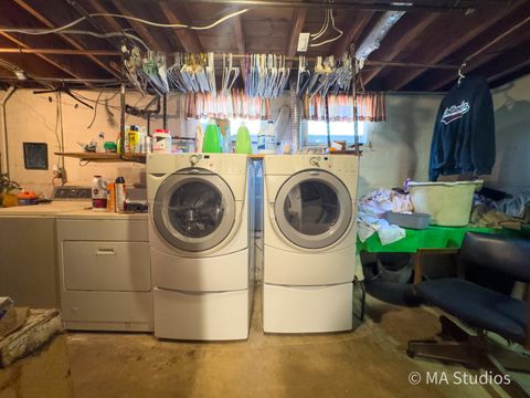 Tiny photo for 1219 Golf Lane, Wheaton, IL 60189 (MLS # 12467706)