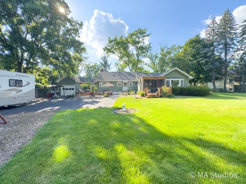 Tiny photo for 1219 Golf Lane, Wheaton, IL 60189 (MLS # 12467706)