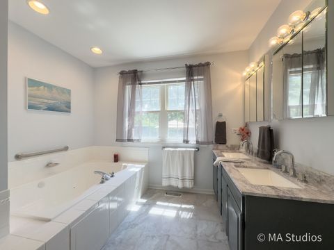 Tiny photo for 1219 Golf Lane, Wheaton, IL 60189 (MLS # 12467706)