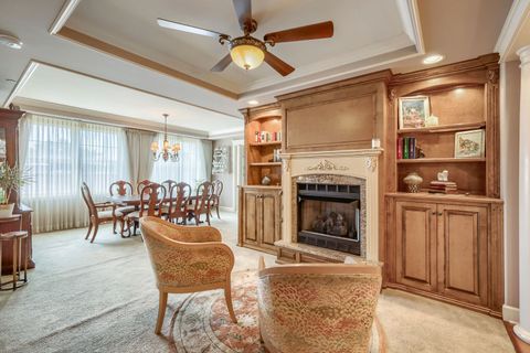 Tiny photo for 10 E Burlington Street #3B, Riverside, IL 60546 (MLS # 12701648)