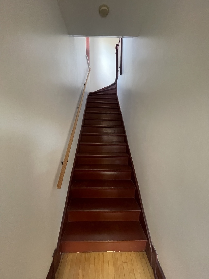 Chicago, Illinois 60608, United States, 2 Bedrooms Bedrooms, ,1 BathroomBathrooms,Residential,Active,225416