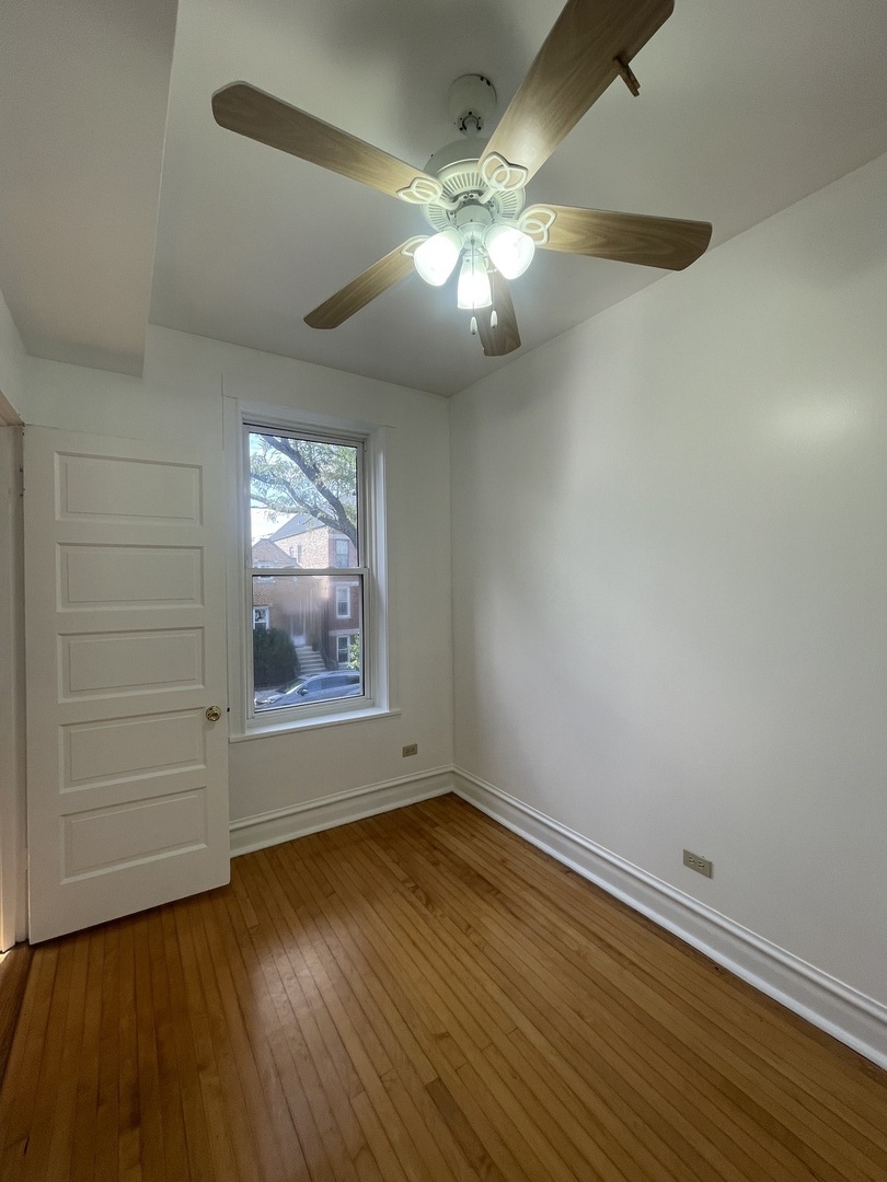 Chicago, Illinois 60608, United States, 2 Bedrooms Bedrooms, ,1 BathroomBathrooms,Residential,Active,225416