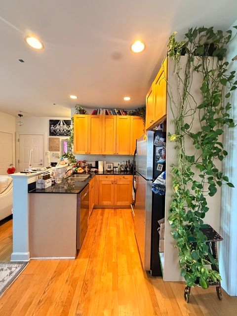 Tiny photo for 842 N Racine Avenue #202, Chicago, IL 60642 (MLS # 12641719)