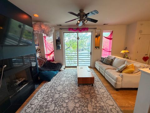 Tiny photo for 842 N Racine Avenue #202, Chicago, IL 60642 (MLS # 12641719)