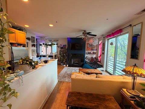 Tiny photo for 842 N Racine Avenue #202, Chicago, IL 60642 (MLS # 12641719)
