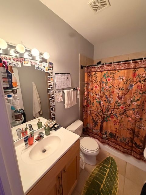 Tiny photo for 842 N Racine Avenue #202, Chicago, IL 60642 (MLS # 12641719)