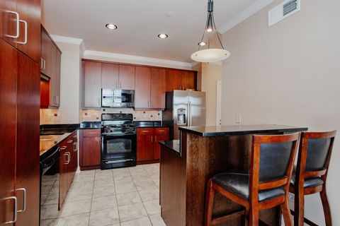 Tiny photo for 40 Prairie Park Drive #707, Wheeling, IL 60090 (MLS # 12523385)