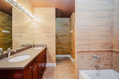 Tiny photo for 40 Prairie Park Drive #707, Wheeling, IL 60090 (MLS # 12523385)