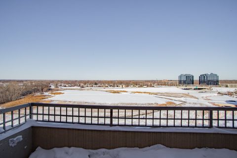 Tiny photo for 40 Prairie Park Drive #707, Wheeling, IL 60090 (MLS # 12523385)