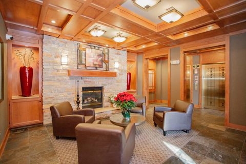 Tiny photo for 40 Prairie Park Drive #707, Wheeling, IL 60090 (MLS # 12523385)