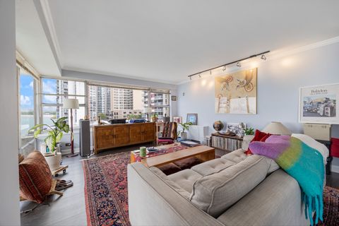 Tiny photo for 6157 N Sheridan Road #5G, Chicago, IL 60660 (MLS # 12458680)