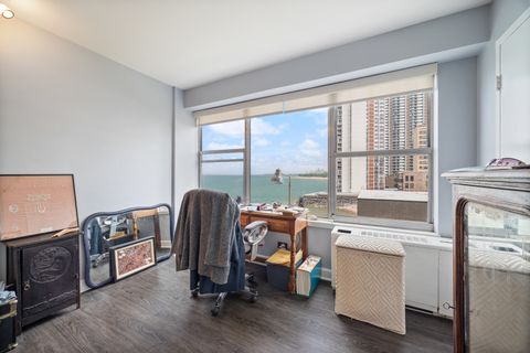 Tiny photo for 6157 N Sheridan Road #5G, Chicago, IL 60660 (MLS # 12458680)
