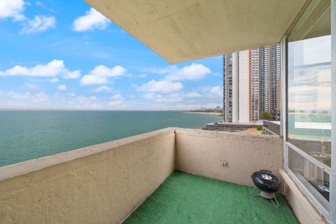 Tiny photo for 6157 N Sheridan Road #5G, Chicago, IL 60660 (MLS # 12458680)