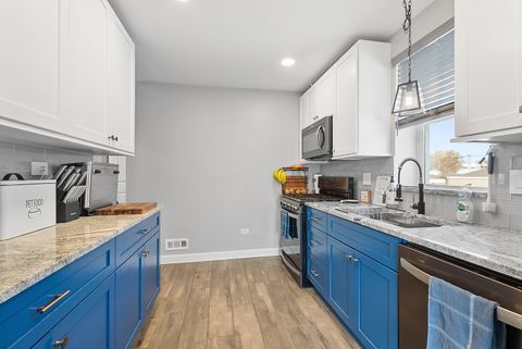 Tiny photo for 3232 W 115th Street, Chicago, IL 60655 (MLS # 12516812)