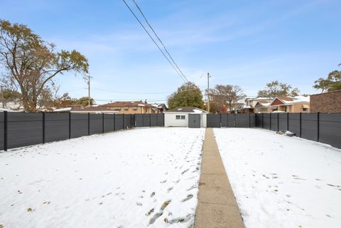 Tiny photo for 3232 W 115th Street, Chicago, IL 60655 (MLS # 12516812)