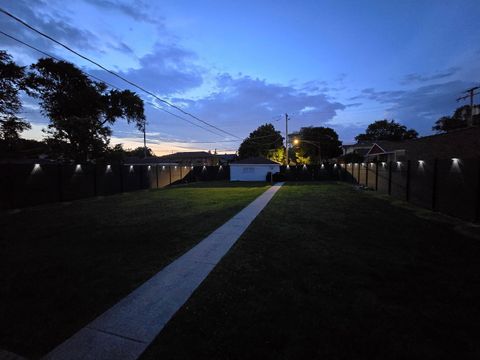 Tiny photo for 3232 W 115th Street, Chicago, IL 60655 (MLS # 12516812)