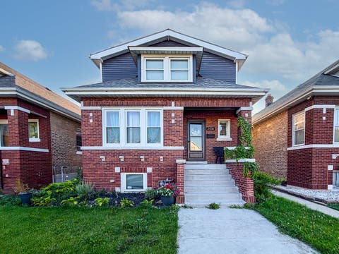 Photo of 2436 Grove Avenue, Berwyn, IL 60402 (MLS # 12726994)