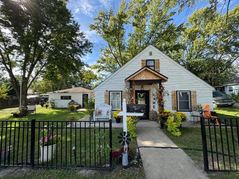 Photo of 409 Cayuga Street, Joliet, IL 60432 (MLS # 12488254)