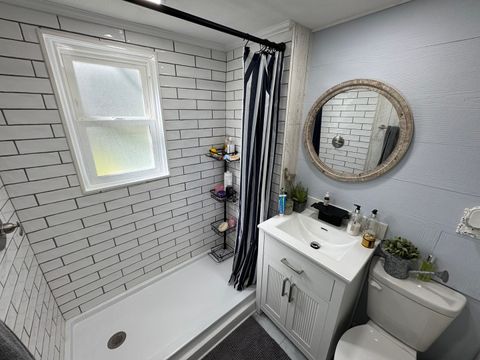 Tiny photo for 409 Cayuga Street, Joliet, IL 60432 (MLS # 12488254)