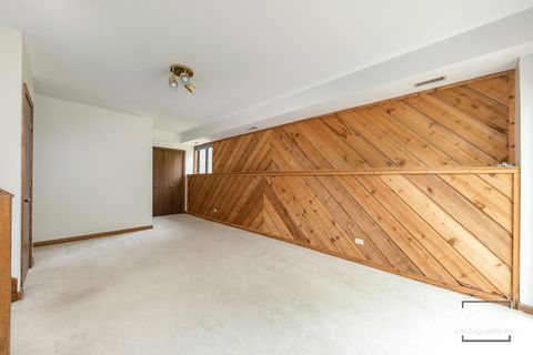 Tiny photo for 1213 Yorkshire Drive, Naperville, IL 60563 (MLS # 12611320)