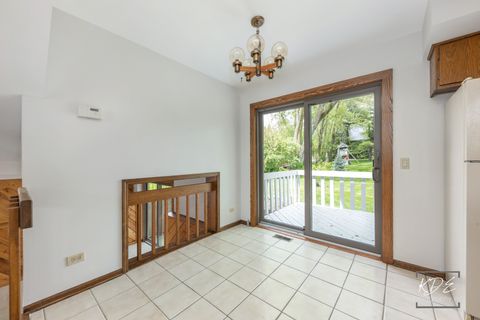 Tiny photo for 1213 Yorkshire Drive, Naperville, IL 60563 (MLS # 12611320)