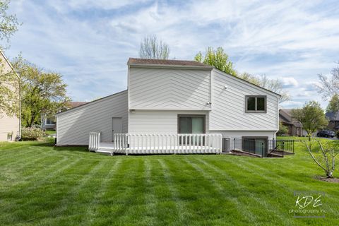 Tiny photo for 1213 Yorkshire Drive, Naperville, IL 60563 (MLS # 12611320)