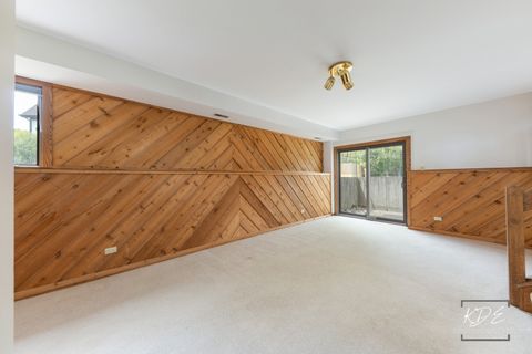 Tiny photo for 1213 Yorkshire Drive, Naperville, IL 60563 (MLS # 12611320)