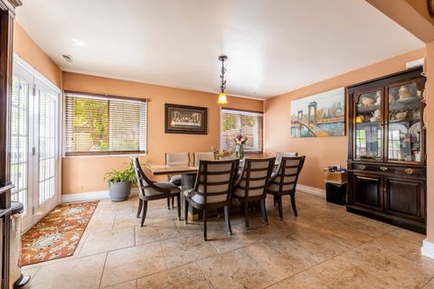 Tiny photo for 275 Plainview Drive, Bolingbrook, IL 60440 (MLS # 12648230)