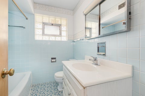 Tiny photo for 7046 W Cleveland Street, Niles, IL 60714 (MLS # 12743259)