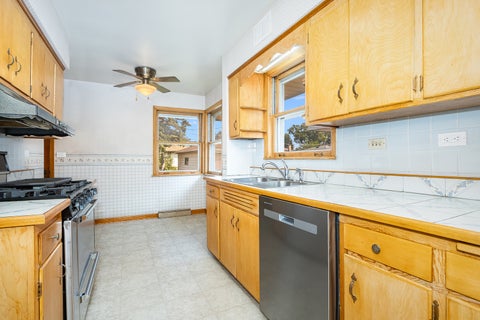 Tiny photo for 7046 W Cleveland Street, Niles, IL 60714 (MLS # 12743259)