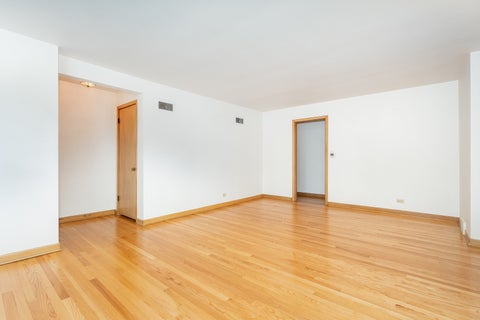 Tiny photo for 7046 W Cleveland Street, Niles, IL 60714 (MLS # 12743259)