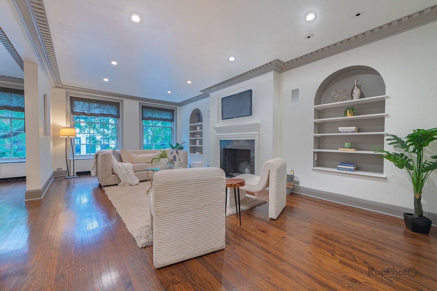 24 E Scott Street 2