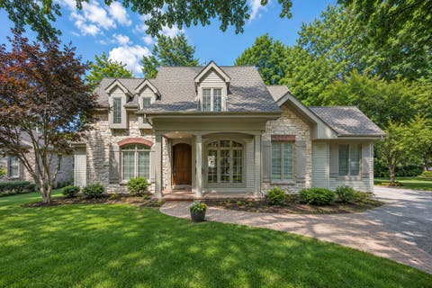 Photo of 130 S Madison Street, Hinsdale, IL 60521 (MLS # 12700774)