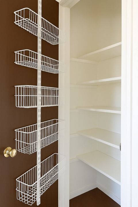 Tiny photo for 14B Kingery Quarter #207, Willowbrook, IL 60527 (MLS # 12549084)