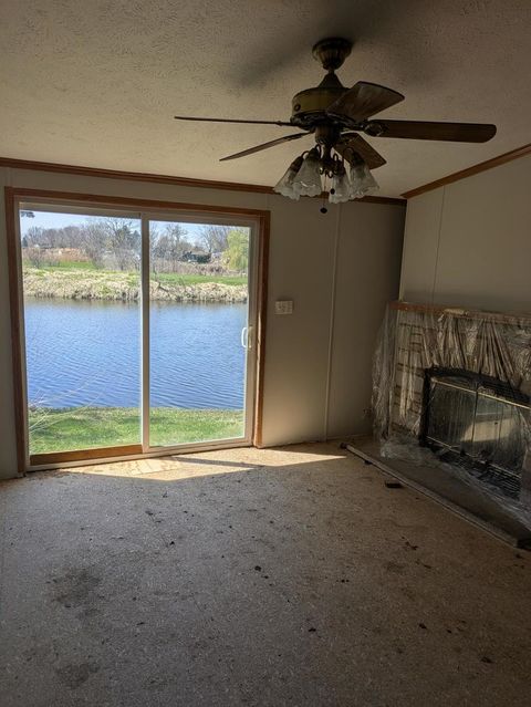 Tiny photo for 54 Beacon Bay Rd, Lakemoor, IL 60050 (MLS # 12517925)