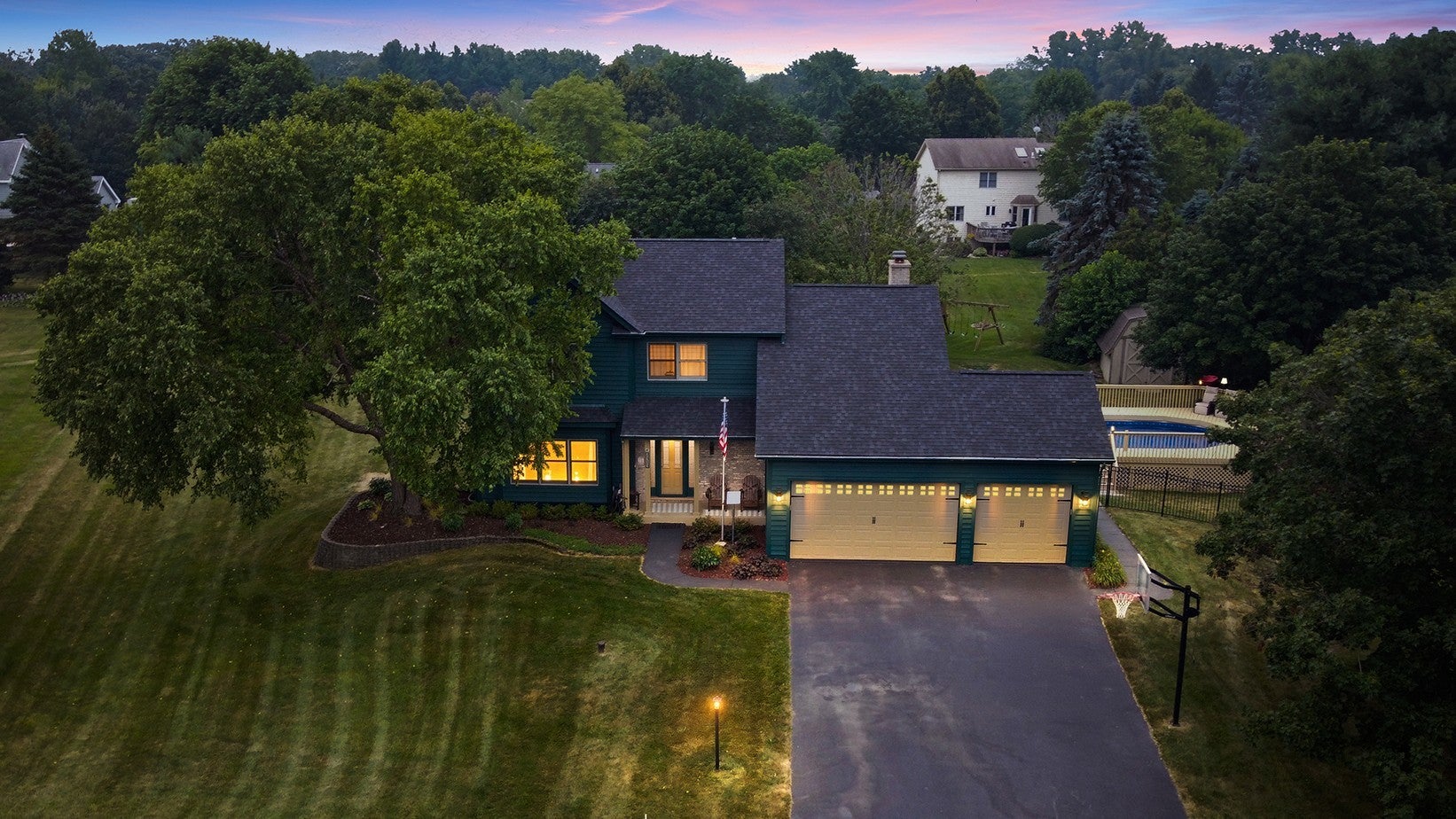 2313 S Hidden Trail