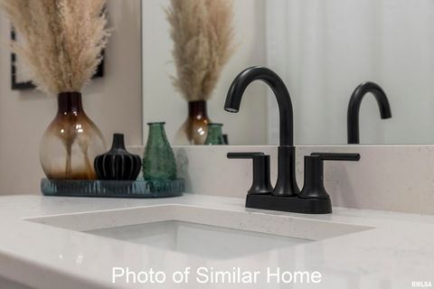 Tiny photo for 1400 Colonial Court, Eldridge, IA 52748 (MLS # 12621567)