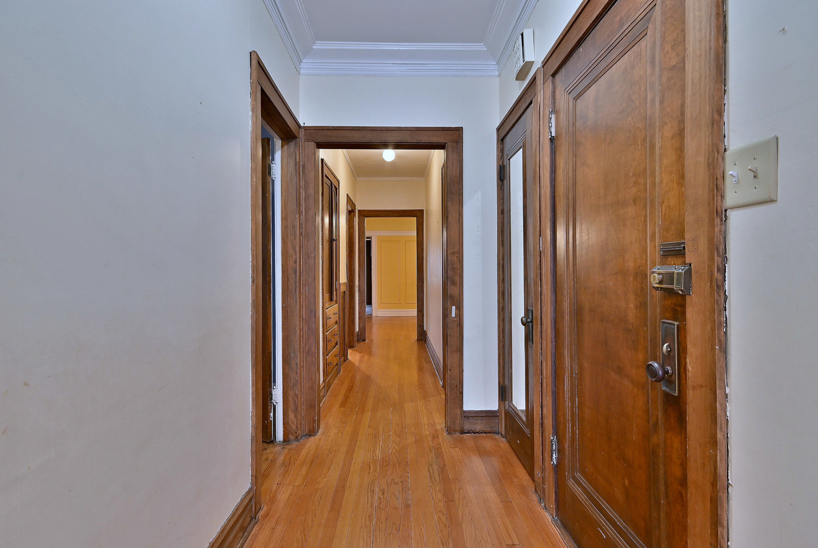 1337 W Norwood Street